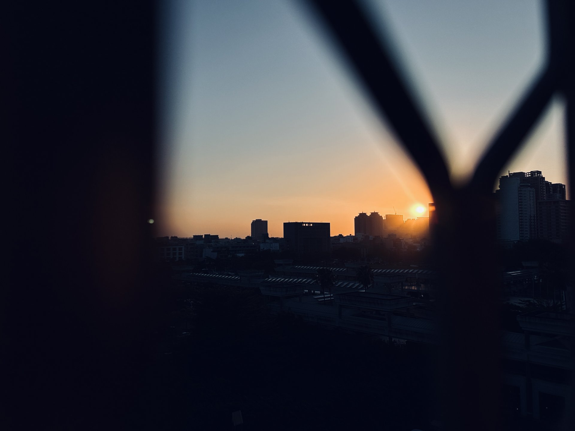 [凝望夕暉] 余青馨 社會局