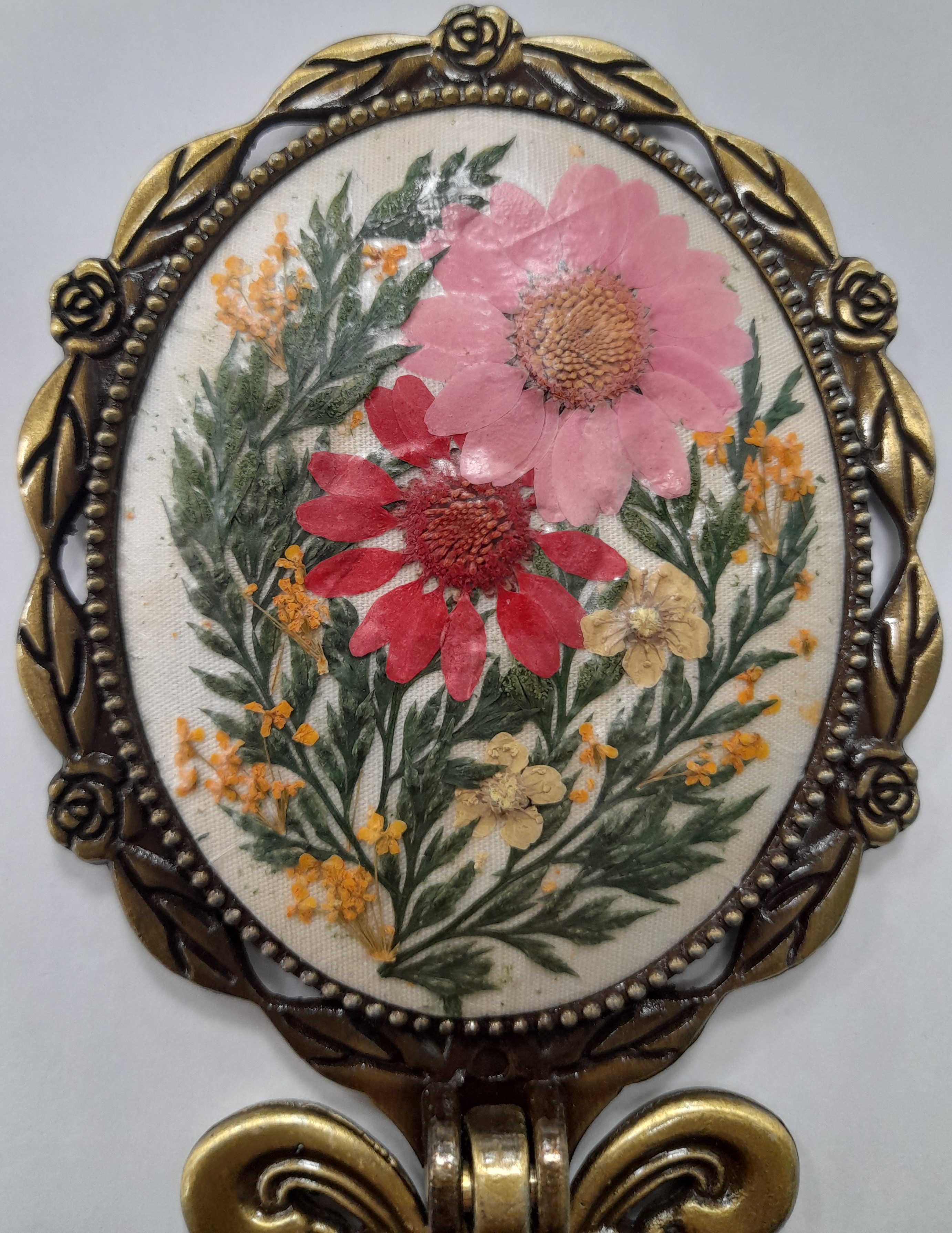 [押花摺鏡] 陳欣微 人事處