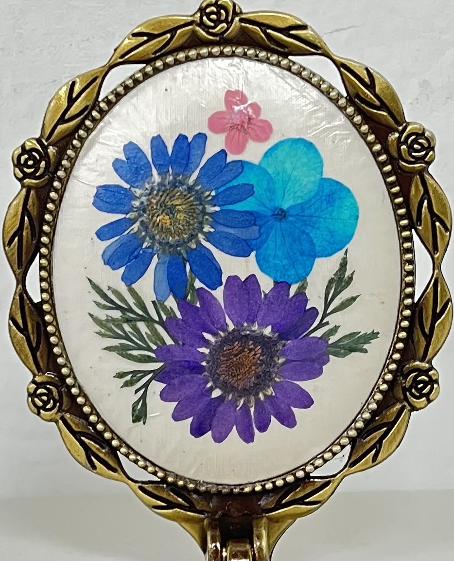 [押花摺鏡] 鍾明珠 大橋國民中學